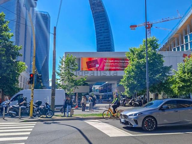 Appartamento in affitto di 137 m² in Via Francesco Ferrucci, 15