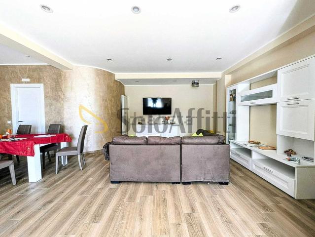 Appartamento in affitto di 140 m² in Via G. Matteotti