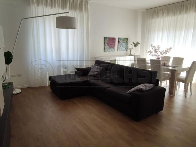Appartamento in affitto di 140 m²