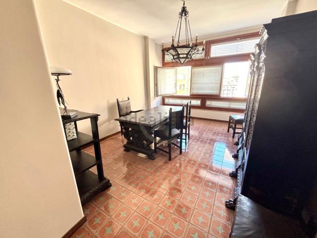Appartamento in affitto di 140 m²
