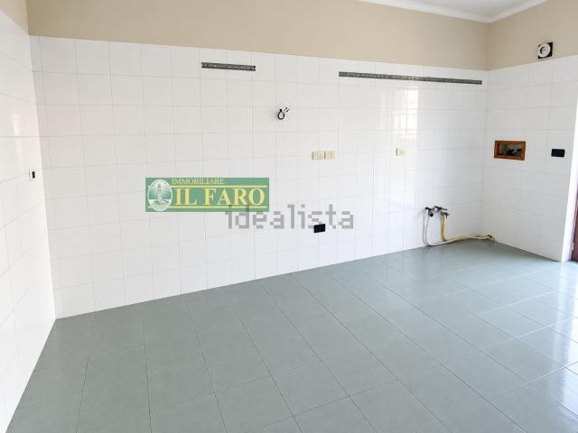 Appartamento in affitto di 140 m² in Via Aniello Palumbo