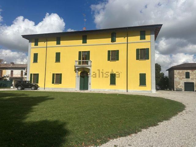 Appartamento in affitto di 140 m² in Via Altedo, 1091
