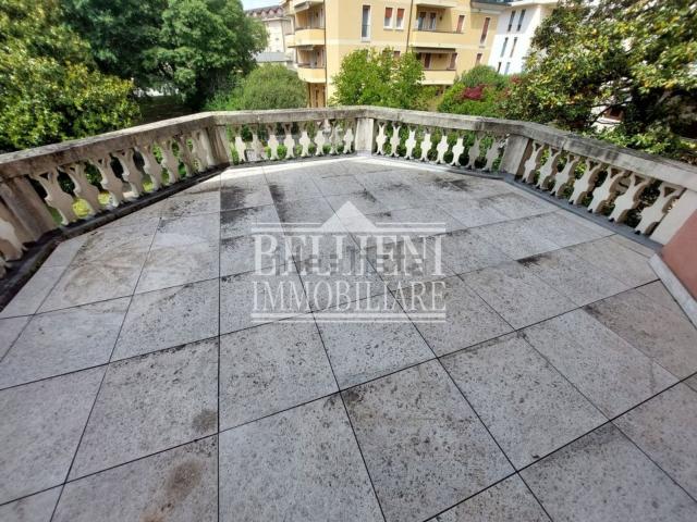 Appartamento in affitto di 140 m² in Via Alfonso Lamarmora