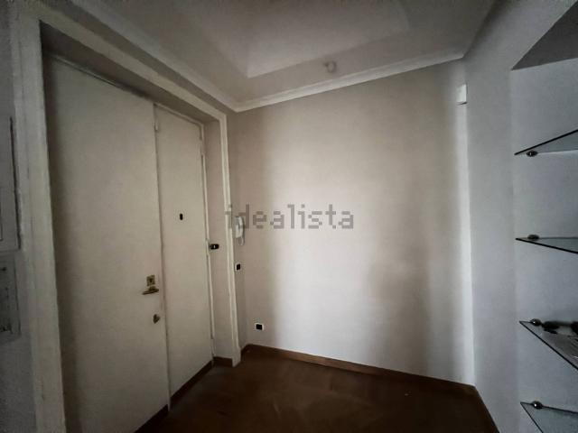 Appartamento in affitto di 140 m² in Via Brenta, 13