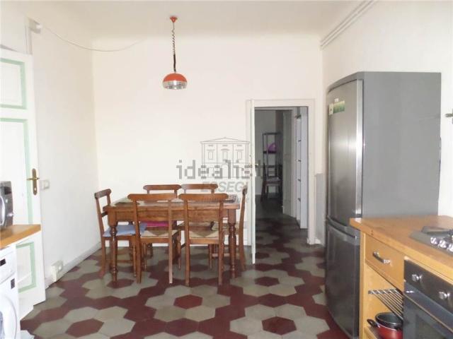 Appartamento in affitto di 140 m² in Via Burlamacchi