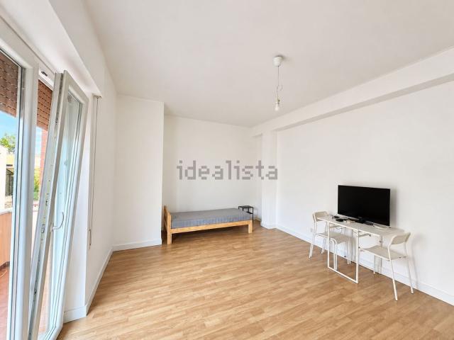 Appartamento in affitto di 140 m² in Via G. Cena