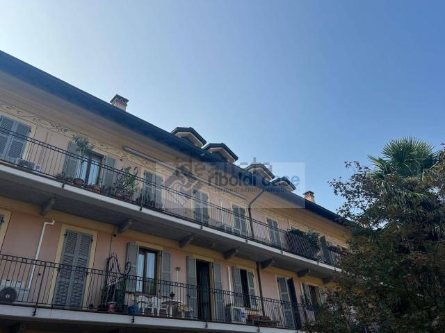 Appartamento in affitto di 140 m² in Via G. M.Lampugnani, 31