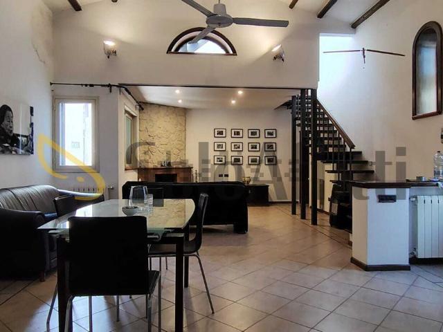 Appartamento in affitto di 140 m² in Via Gargano, 17