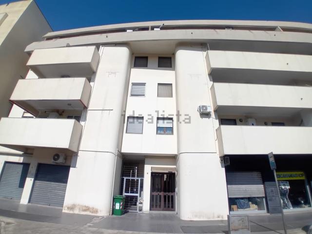 Appartamento in affitto di 140 m² in Via Giuseppe Speziale, 4