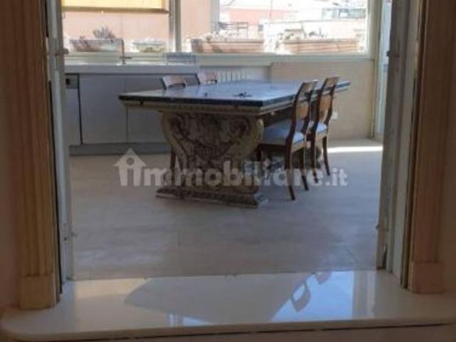 Appartamento in affitto di 140 m² in Via Gregorio VII