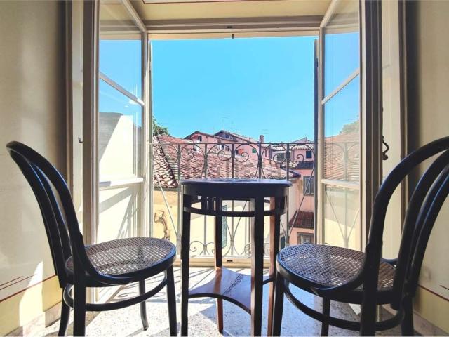 Appartamento in affitto di 140 m² in Via del Pavone