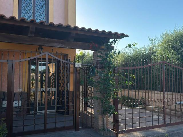 Appartamento in affitto di 140 m² in Via Madonna del Pantano Nord