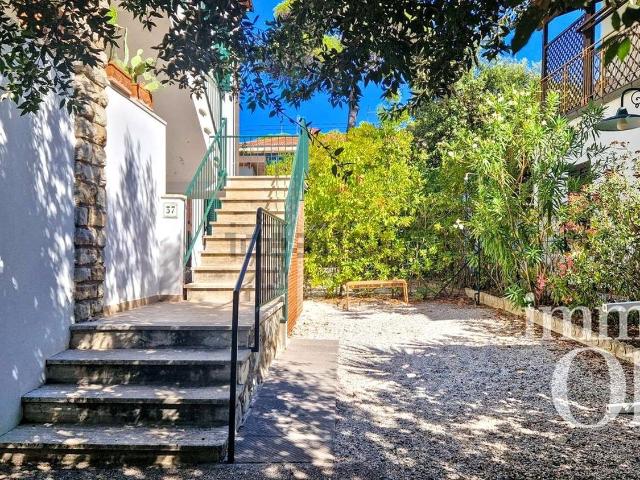 Appartamento in affitto di 140 m² in Via Mario Puccini