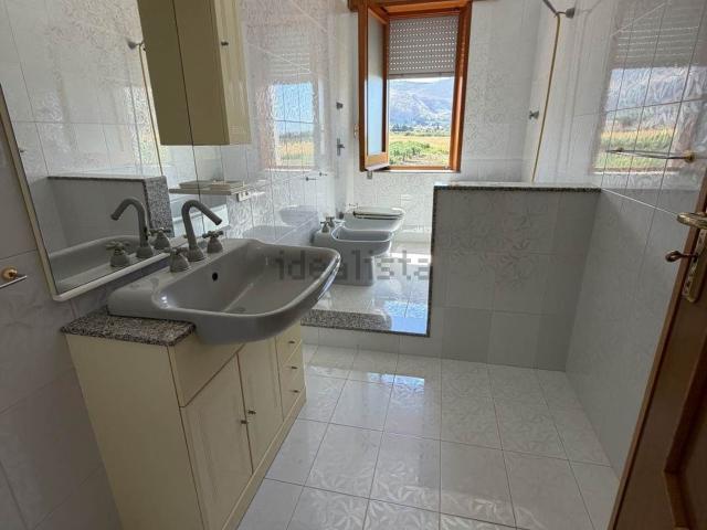 Appartamento in affitto di 140 m² in Via Minerva, 11