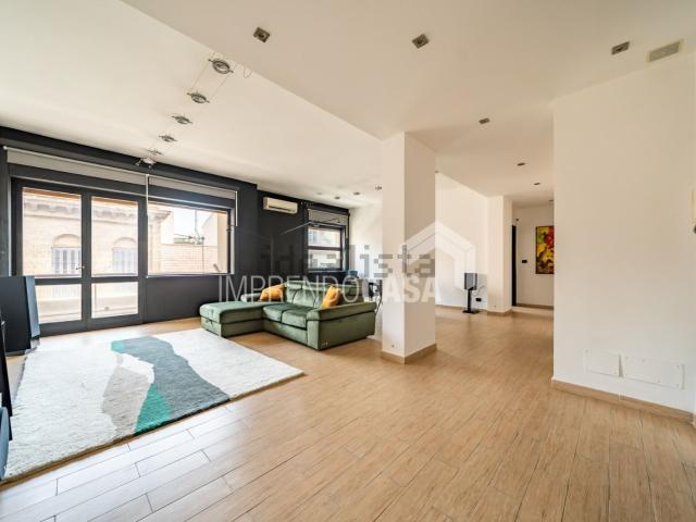 Appartamento in affitto di 140 m² in Via Nicolò Gallo, 14