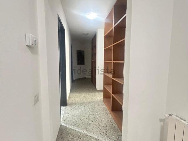 Appartamento in affitto di 140 m² in Via Nuoro
