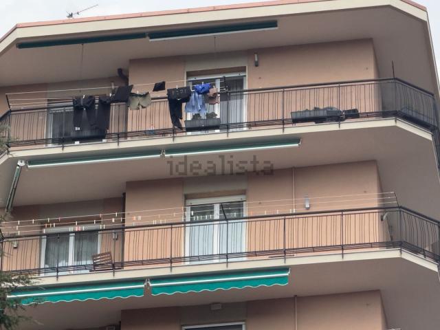 Appartamento in affitto di 140 m² in Via Samo, 18