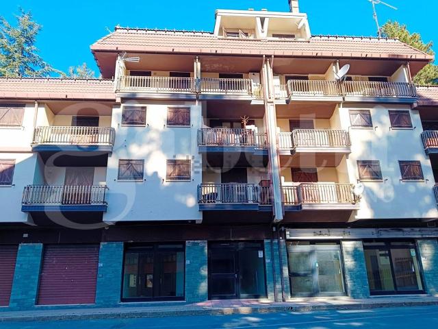 Appartamento in affitto di 140 m² in Via Roma