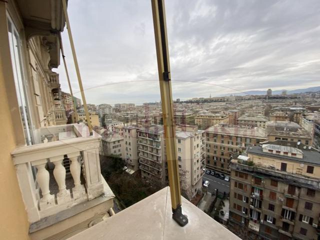 Appartamento in affitto di 140 m² in Via Trento