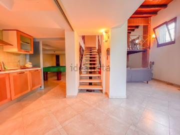 Appartamento in affitto di 140 m² in Via Trieste, 1