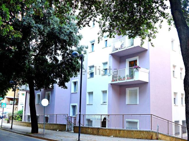Appartamento in affitto di 140 m² in Via Ugo Foscolo, 16