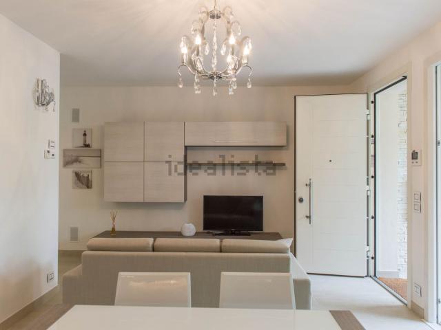 Appartamento in affitto di 140 m² in Via verdi