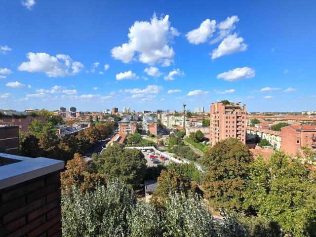 Appartamento in affitto di 140 m² in Via Zaccherini Alvisi