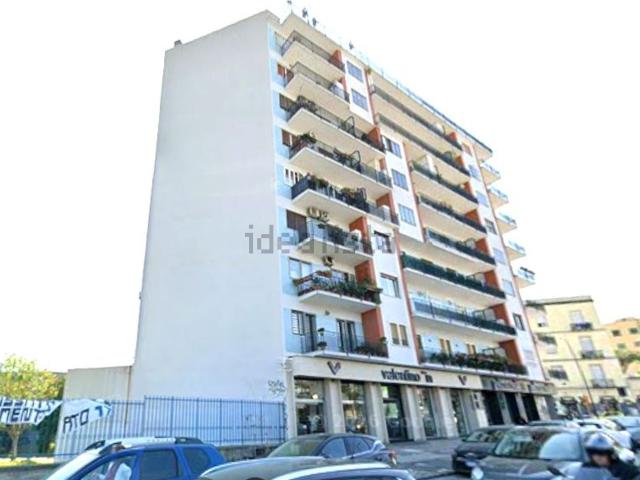 Appartamento in affitto di 140 m² in Viale John Fitzgerald Kennedy