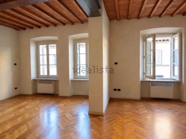 Appartamento in affitto di 140 m²