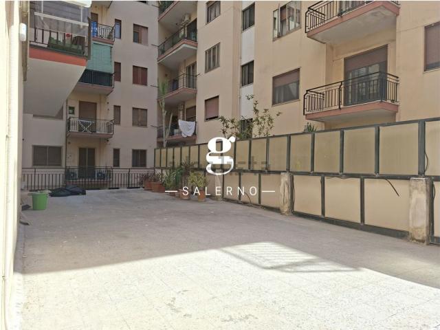Appartamento in affitto di 140 m² in Corso Giuseppe Garibaldi