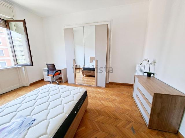 Appartamento in affitto di 140 m² in Piazza Adigrat, 6