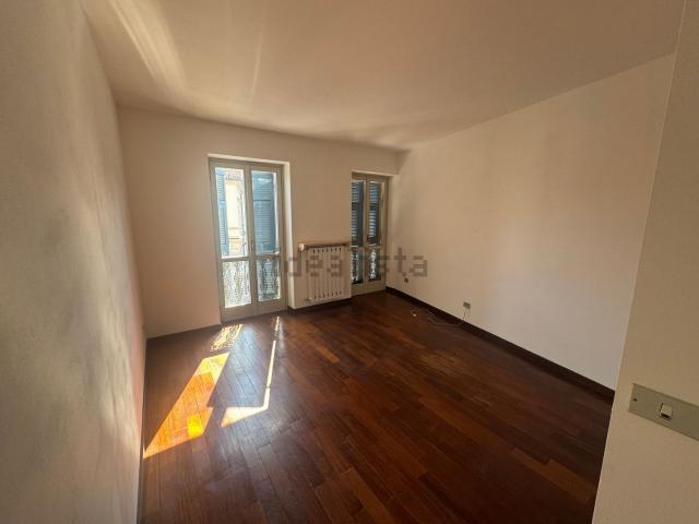 Appartamento in affitto di 140 m² in Piazza Municipio