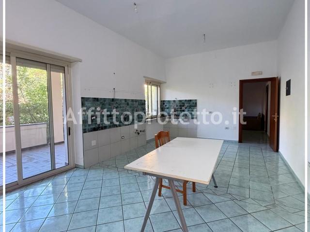 Appartamento in affitto di 140 m² in Strada Statale 7