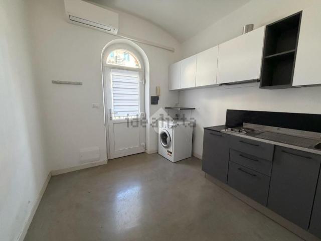 Appartamento in affitto di 142 m² in Via Cesare Balbo, 22