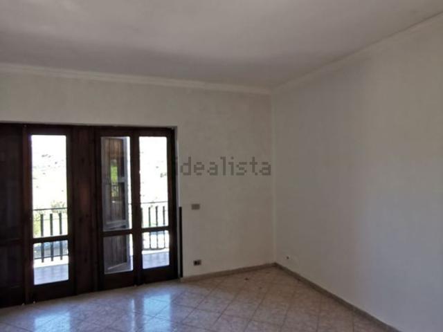 Appartamento in affitto di 143 m² in Contrada Pranicello