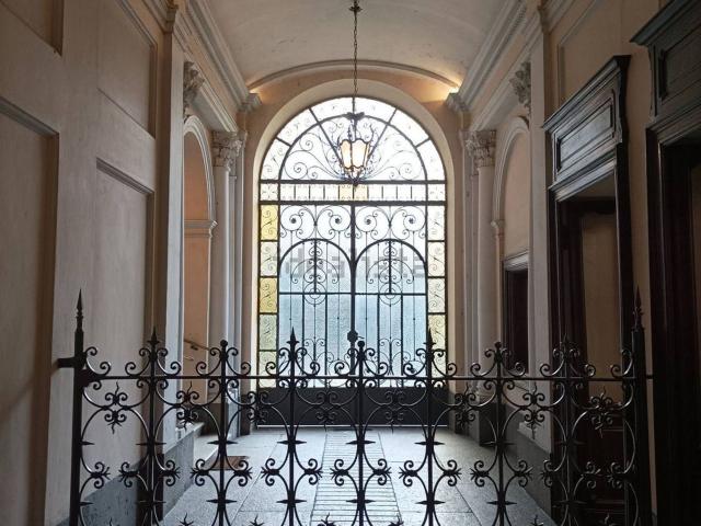 Appartamento in affitto di 145 m² in Via Giuseppe Luigi Passalacqua, 10