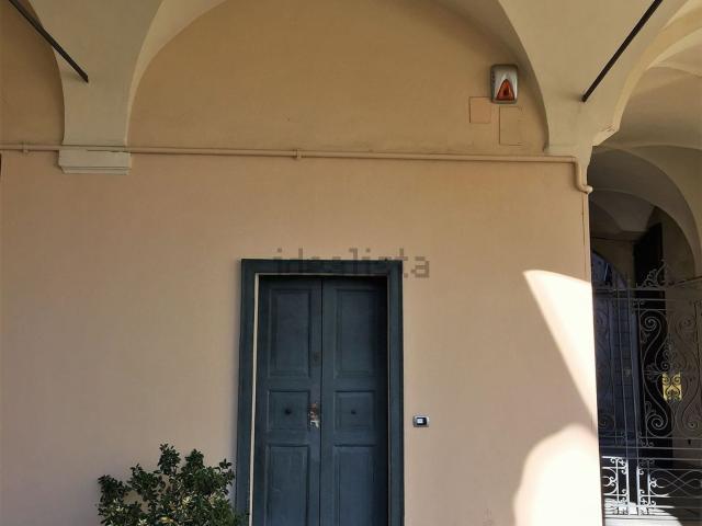 Appartamento in affitto di 145 m² in Via del Castello, 20