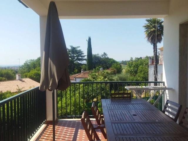 Appartamento in affitto di 145 m² in Via delle Ortensie
