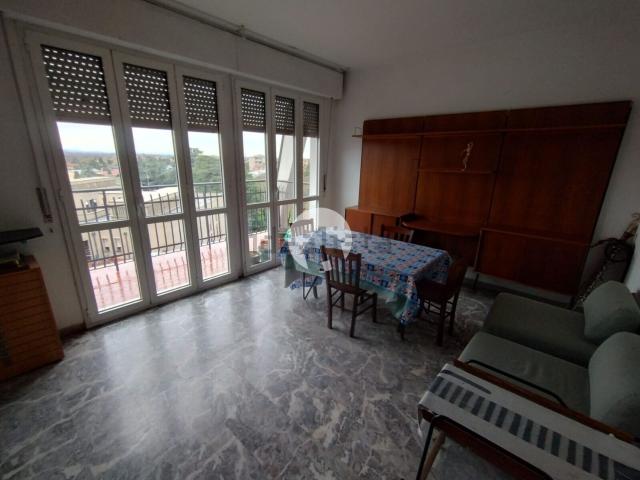 Appartamento in affitto di 145 m² in Viale Umberto I