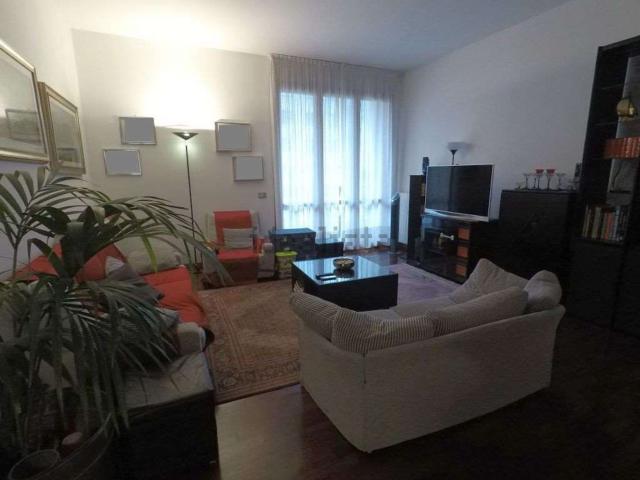 Appartamento in affitto di 145 m² in Piazza Solferino, 10