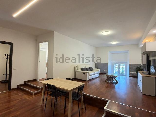 Appartamento in affitto di 147 m² in Via di Sottoripa