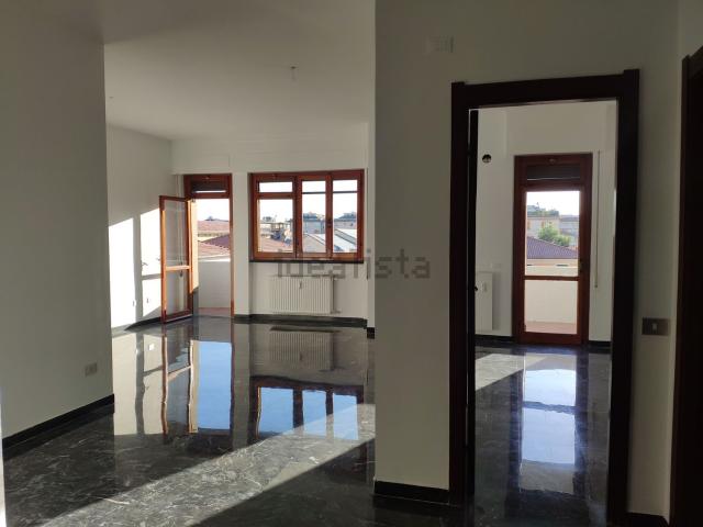 Appartamento in affitto di 147 m² in Corso Genova