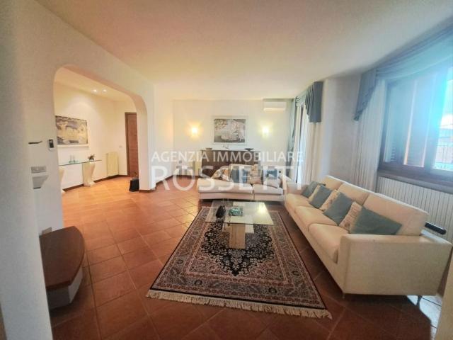 Appartamento in affitto di 150 m²