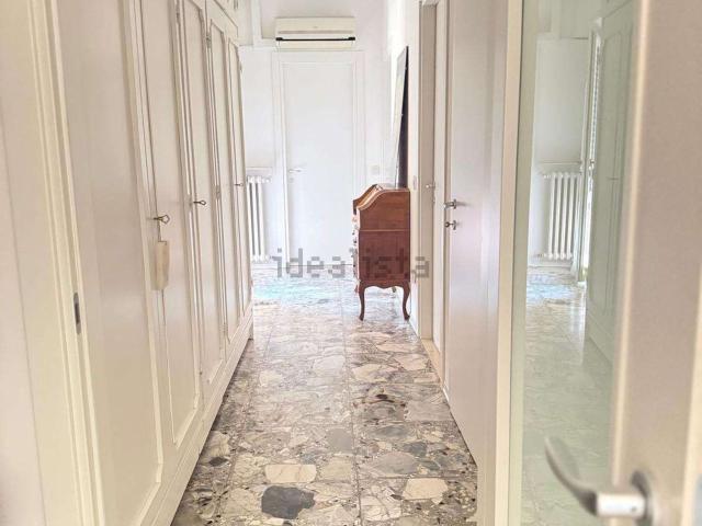 Appartamento in affitto di 150 m²