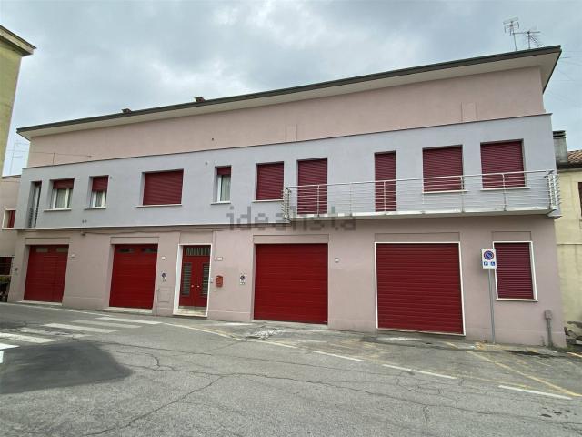 Appartamento in affitto di 150 m²