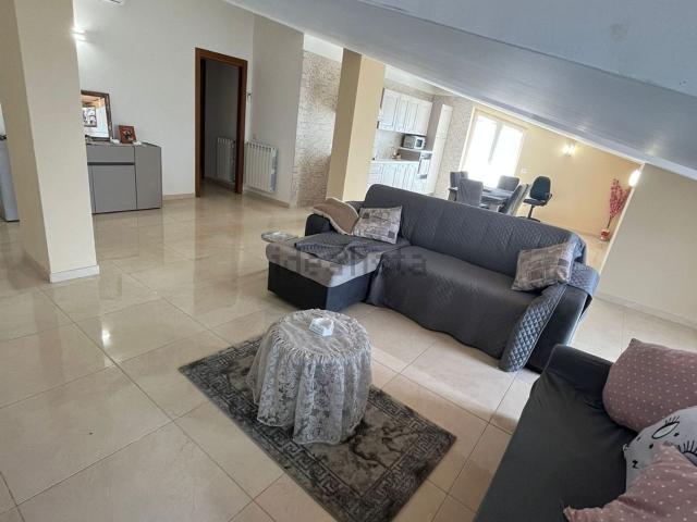 Appartamento in affitto di 150 m² in Via Consolare Campana Villaricca 1 Traversa