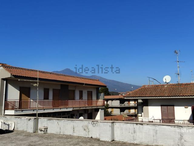 Appartamento in affitto di 150 m² in Via Camillo Barbagallo