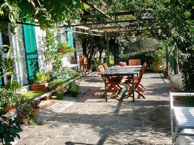 Appartamento in affitto di 150 m² in Via Bacchini