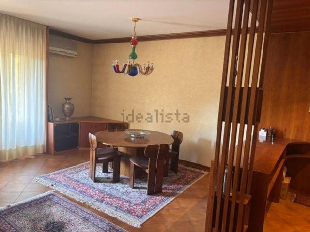 Appartamento in affitto di 150 m² in Via Bezzecca