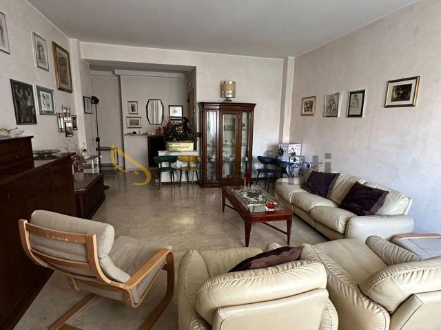 Appartamento in affitto di 150 m² in Via Gobetti Piero, 100